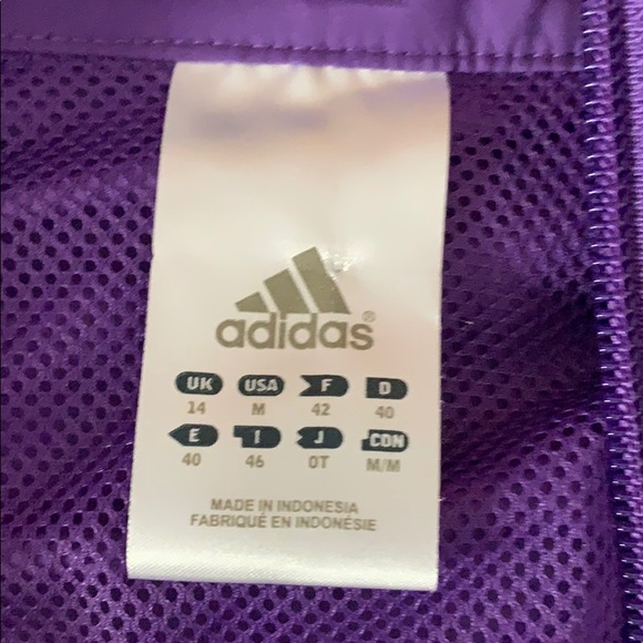 🌬 NWOT Adidas throw back style wind breaker ❤️ - Picture 5 of 8